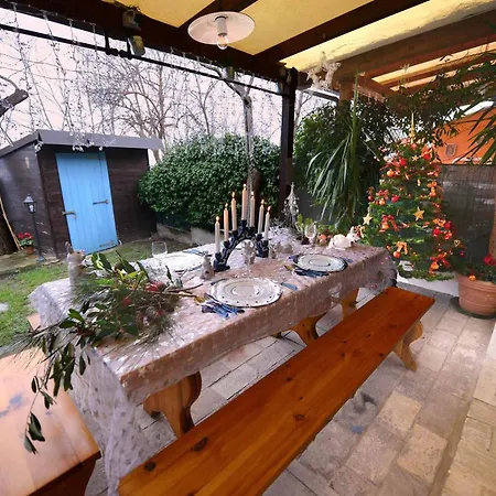 Lillac Bed & Breakfast 3*