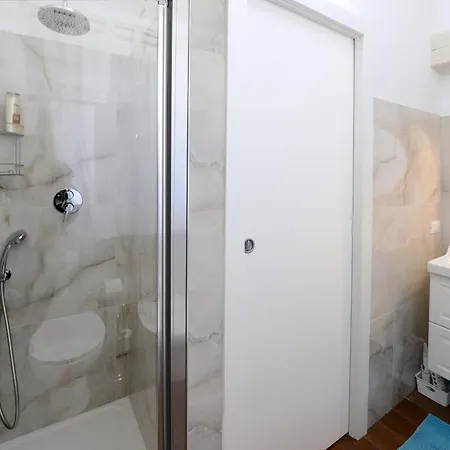 Bed & Breakfast Lillac 3*